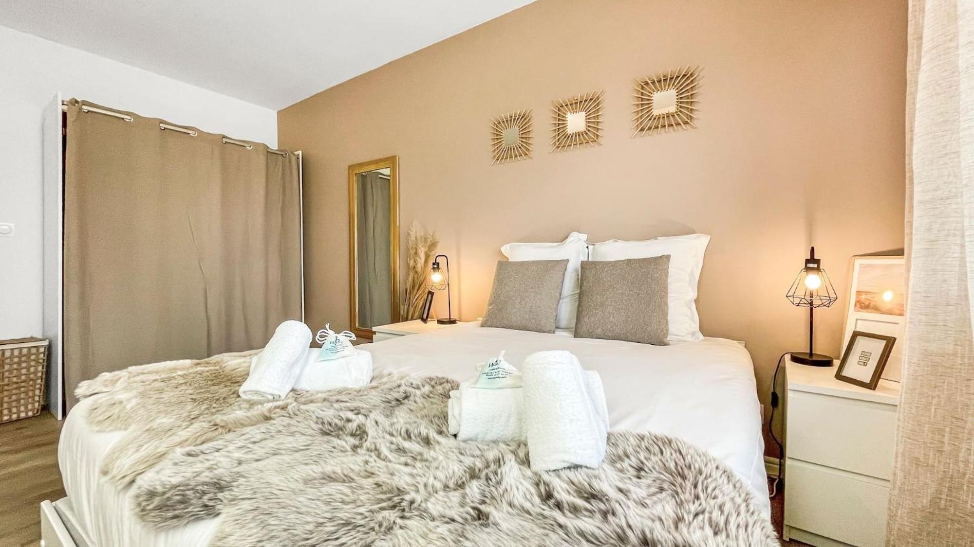 La Coloc Mugi: Upscale Shared Living with Private Rooms and Balcony Annemasse Exterior photo