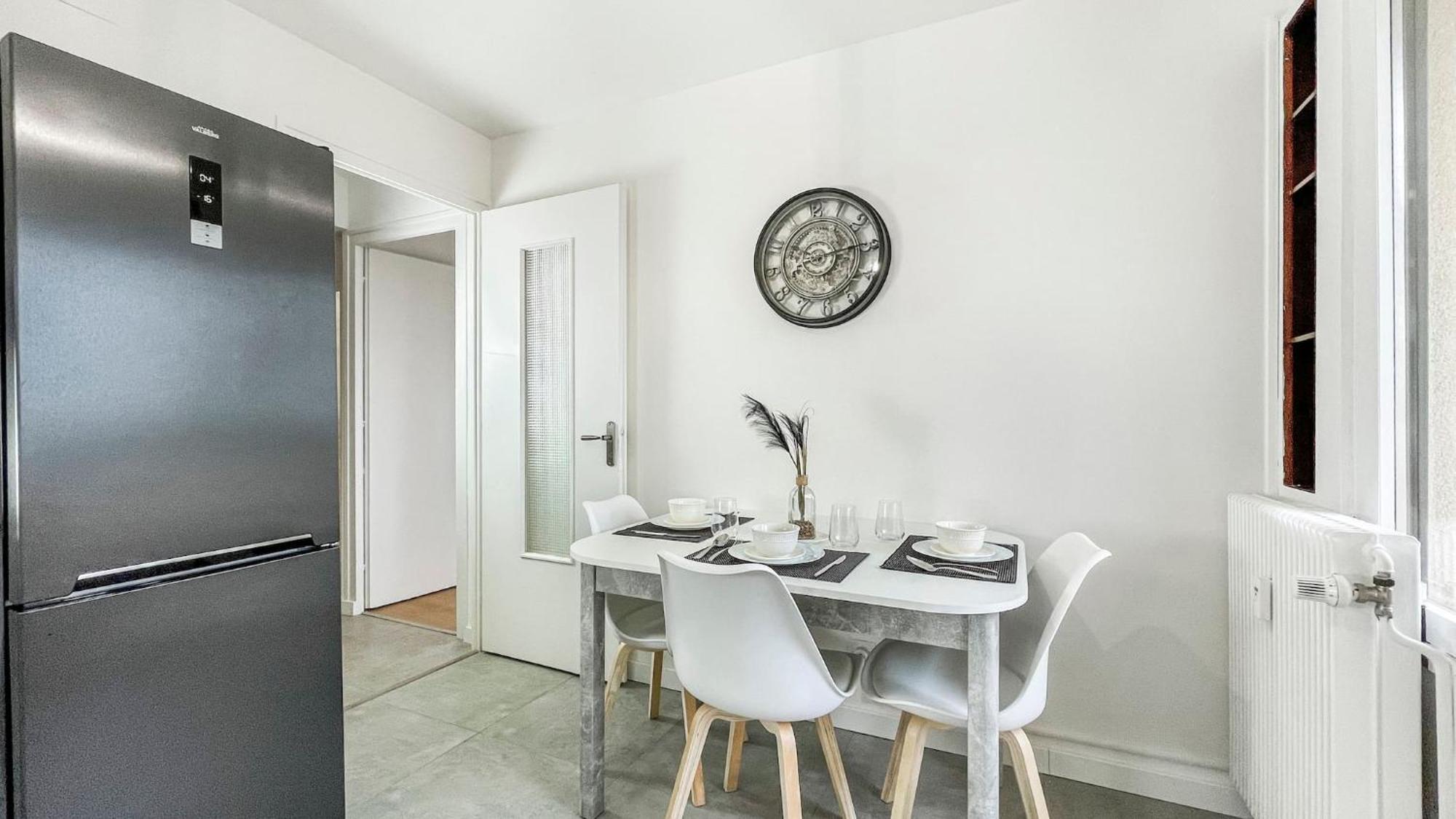 La Coloc Mugi: Upscale Shared Living with Private Rooms and Balcony Annemasse Exterior photo