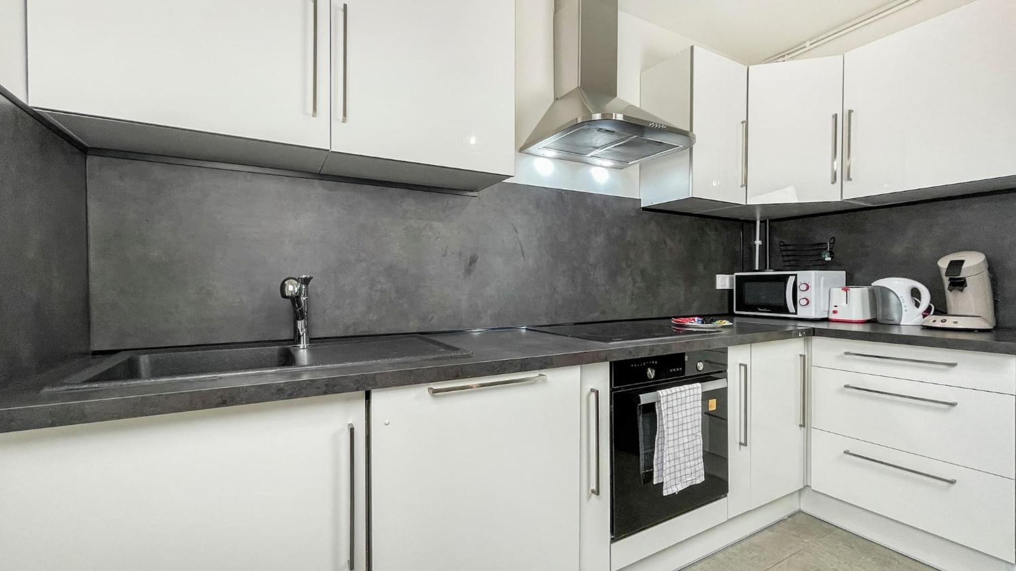 La Coloc Mugi: Upscale Shared Living with Private Rooms and Balcony Annemasse Exterior photo