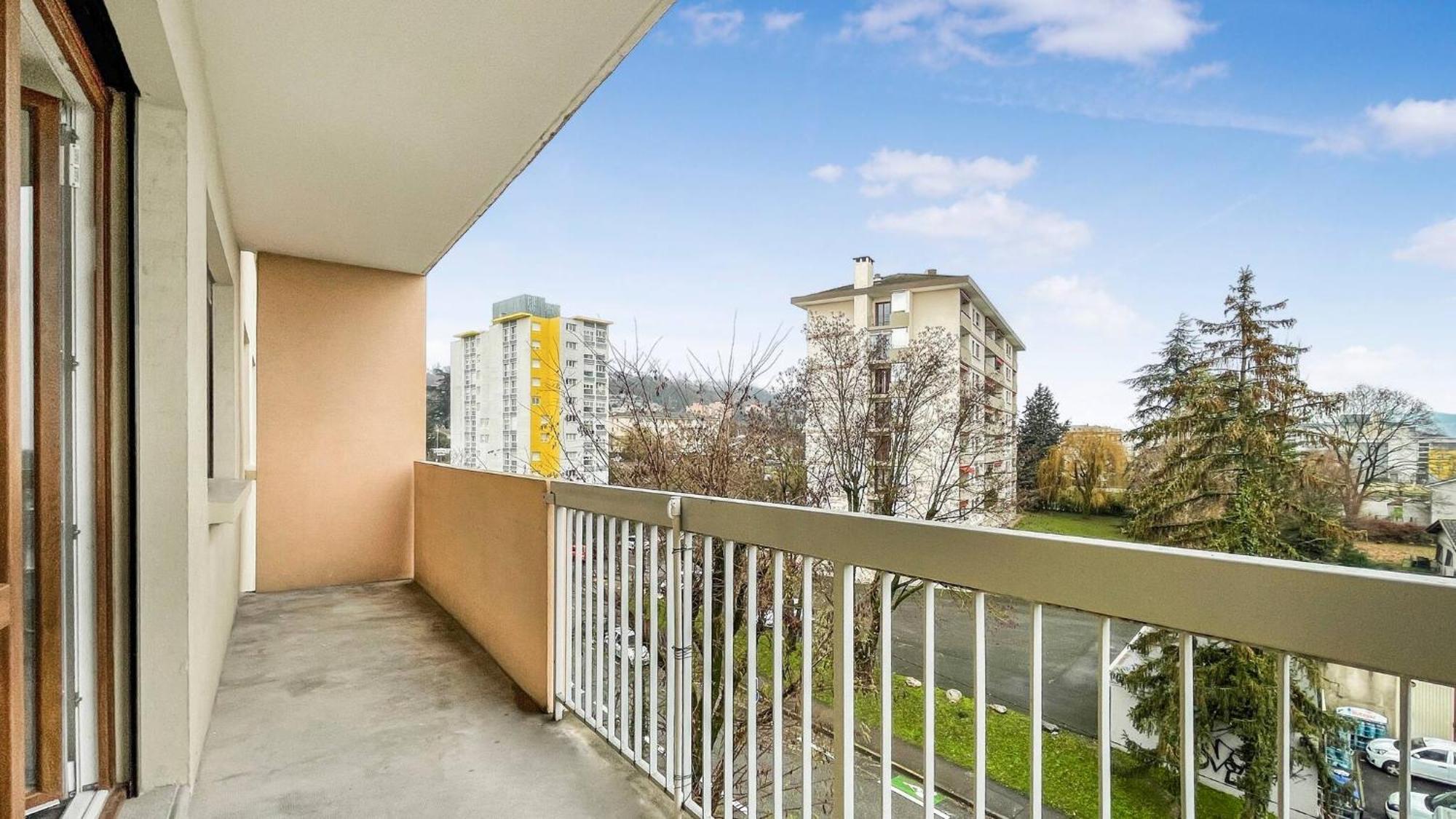 La Coloc Mugi: Upscale Shared Living with Private Rooms and Balcony Annemasse Exterior photo
